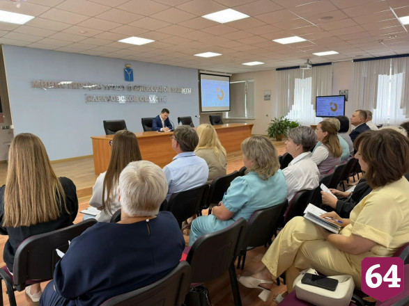 Министр обозначил приоритет в работе центров соцобслуживания населения 